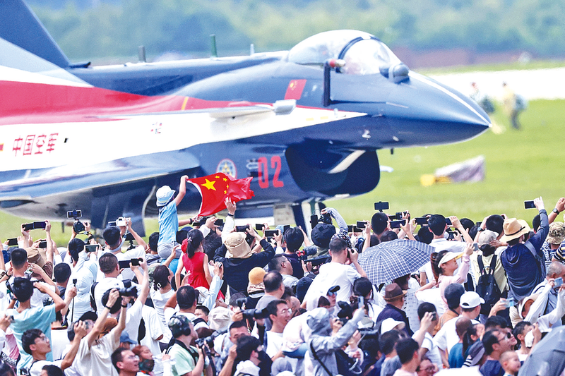 百度一下大鸡吧操美女长春航空展迎来首个公众日